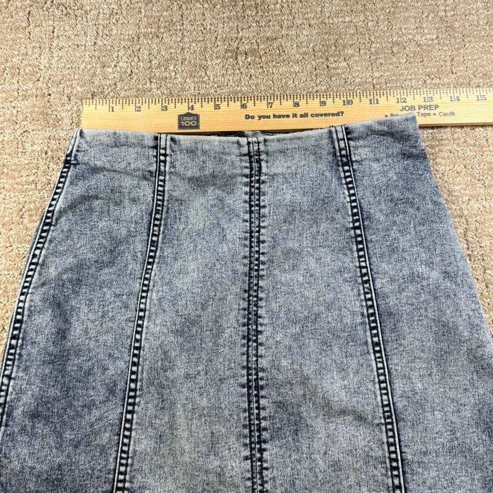 Free‎ People Women Skirt Acid Wash Mini Size 2 Blue Denim Stretch